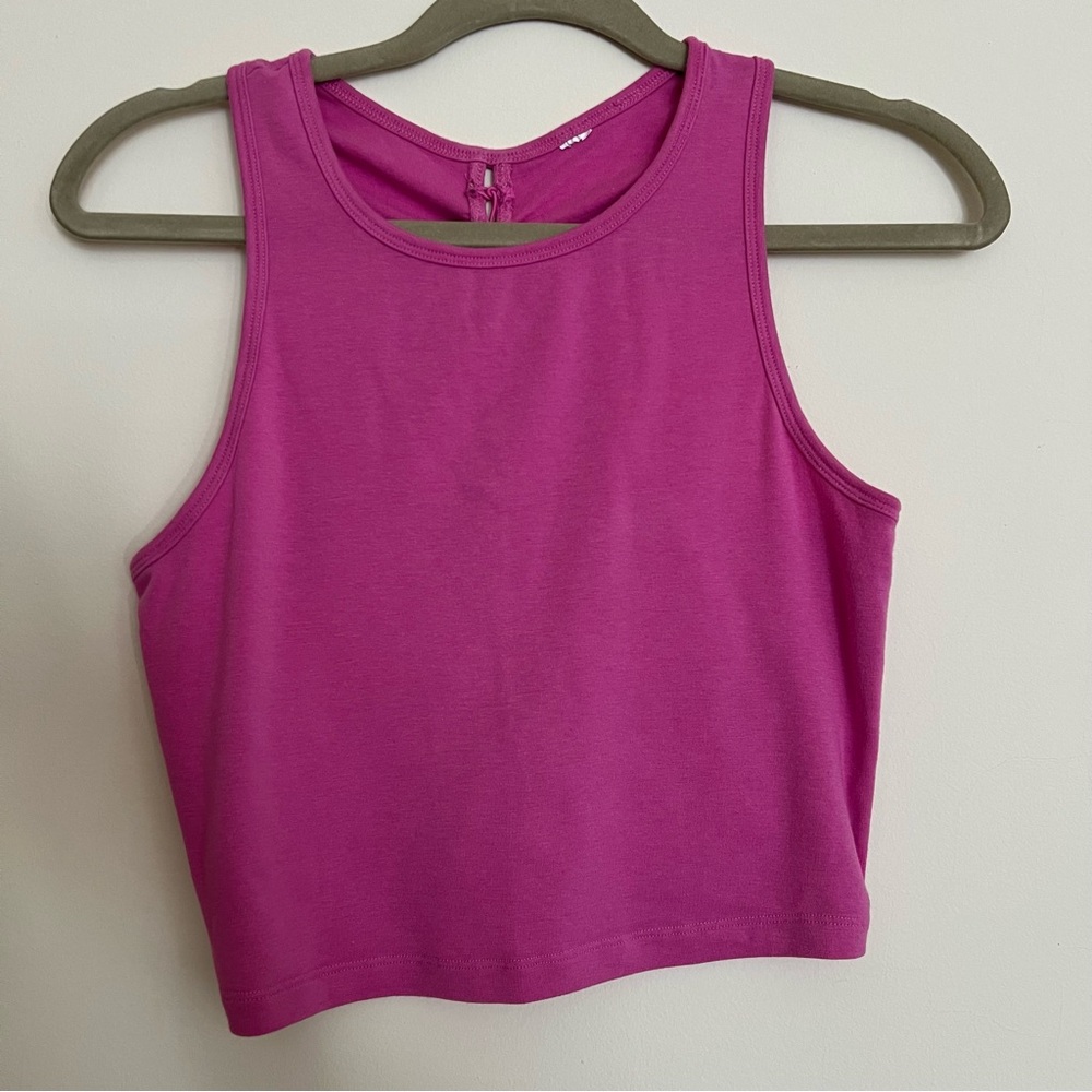 Fabletics Cropped Workout Tank